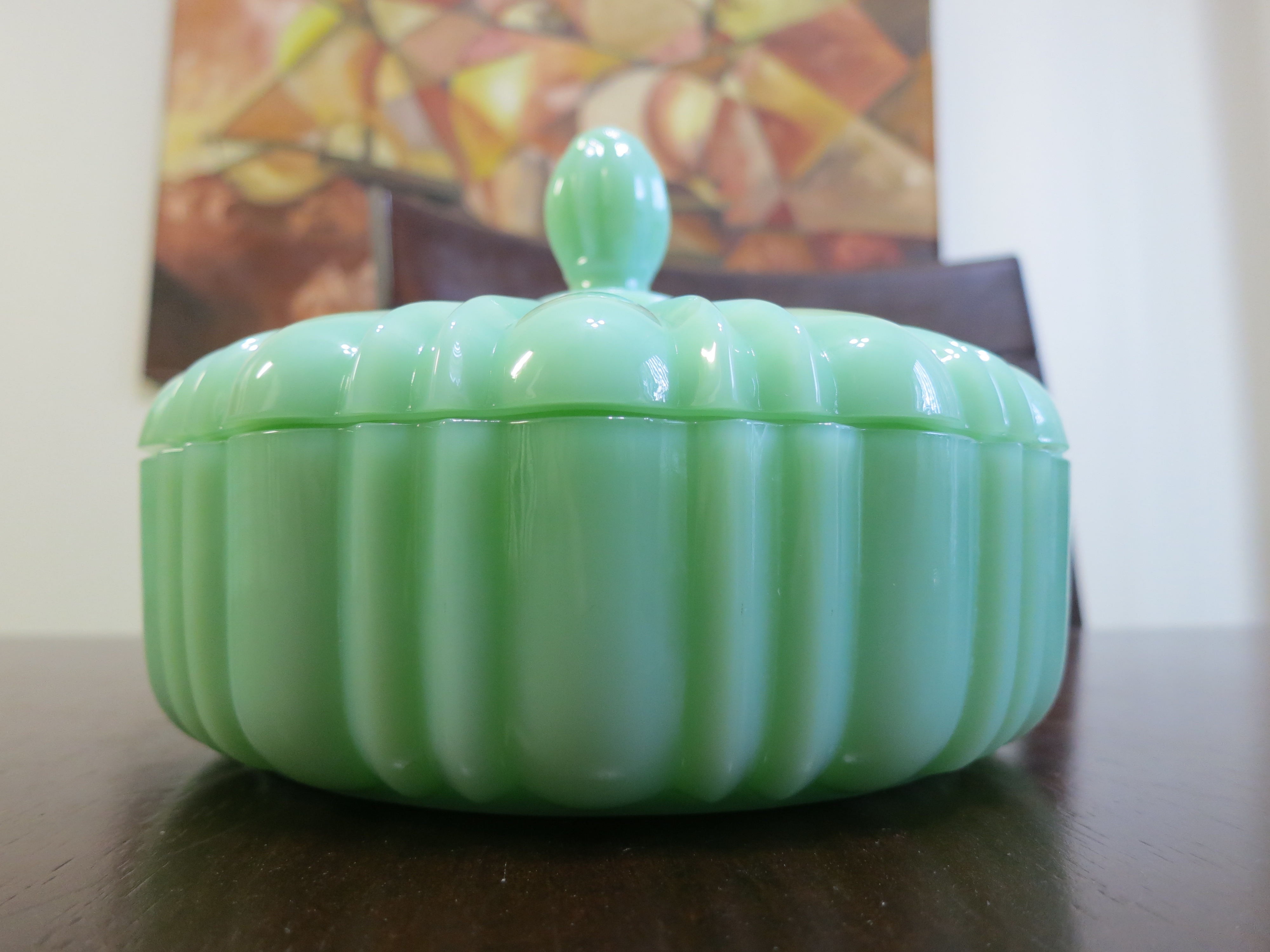http://www.fire-king-mug.com/wp-content/uploads/2014/11/jadeite-candy-dish-1.jpg